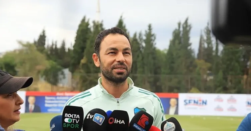 Kocaelispor Teknik Direktörü Selçuk İnan, transferde 1 stoper ve 1 orta saha istediğini açıkladı