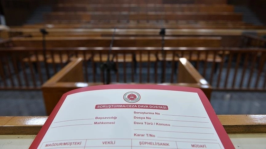 İzmir Büyükşehir Belediyesi'ndeki 'yolsuzluk' soruşturmasında iddianame kabul edildi