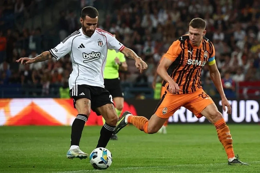 Beşiktaş ve Fenerbahçe'den Beklenmedik Transfer Girişimi