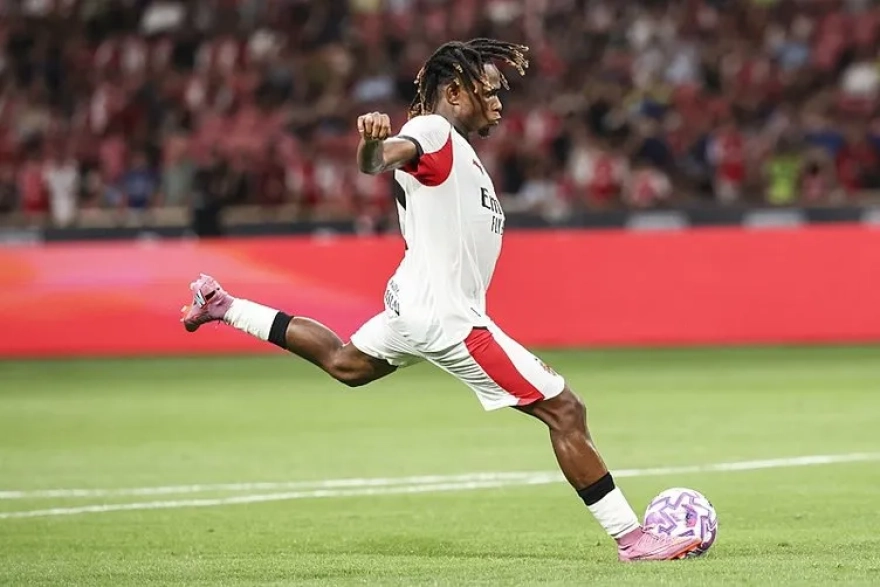 Beşiktaş ve Fenerbahçe'den Beklenmedik Transfer Girişimi