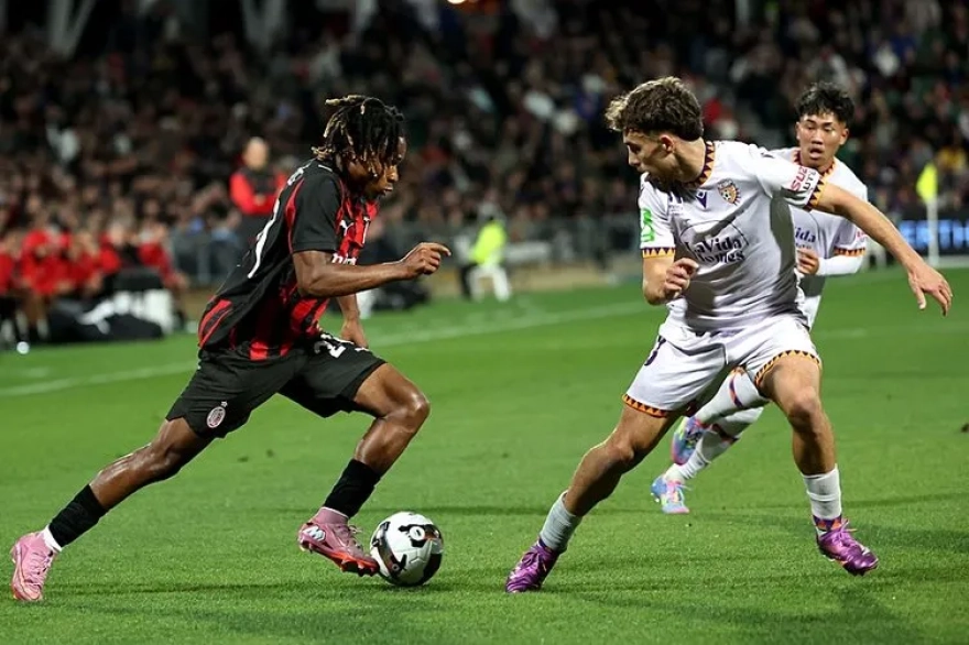 Beşiktaş ve Fenerbahçe'den Beklenmedik Transfer Girişimi