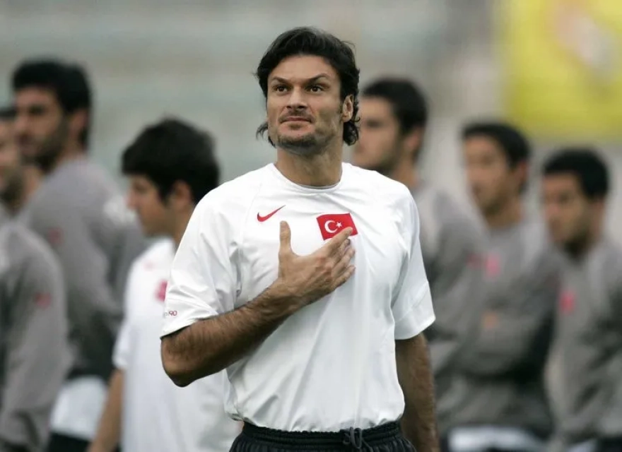 Dünyanın en çok kırmızı kart gören futbolcuları belirlendi; listede bir Türk oyuncu da yer alıyor.