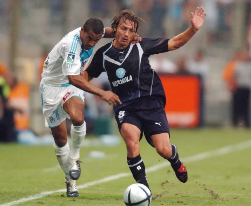 Dünyanın en çok kırmızı kart gören futbolcuları belirlendi; listede bir Türk oyuncu da yer alıyor.