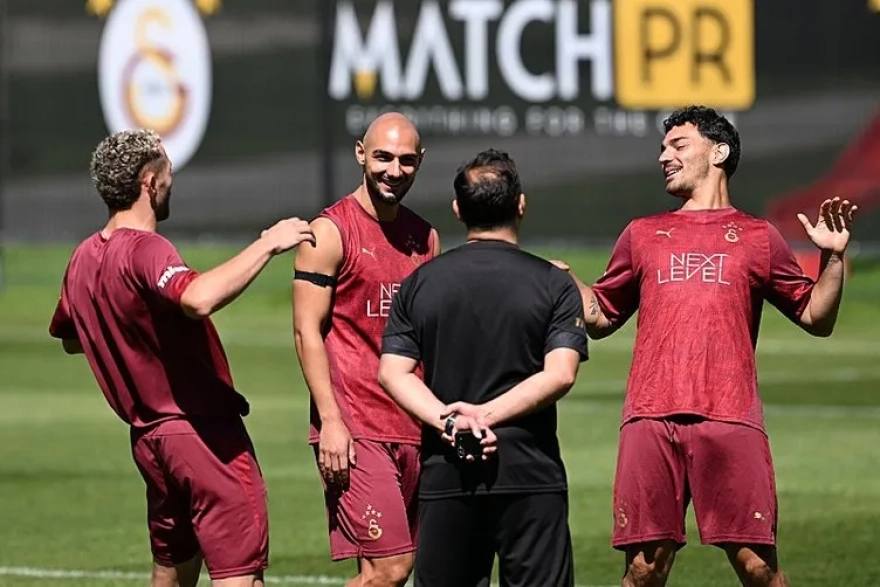 Galatasaray'dan büyük kulüplere transfer resti! 40 milyon euroluk kritik karar