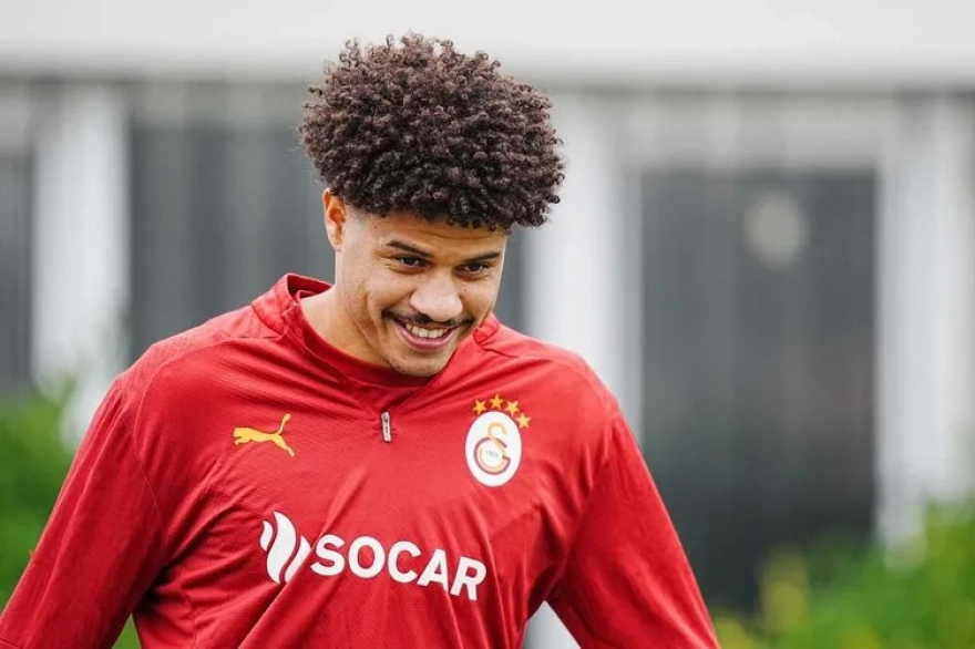 Galatasaray'dan büyük kulüplere transfer resti! 40 milyon euroluk kritik karar