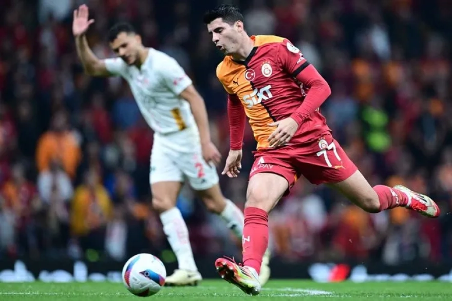 Galatasaray'ın, ayrılmak isteyen oyuncusu için yapılan teklifi yetersiz bulması ve istediği bonservis bedeli ortaya çıktı.