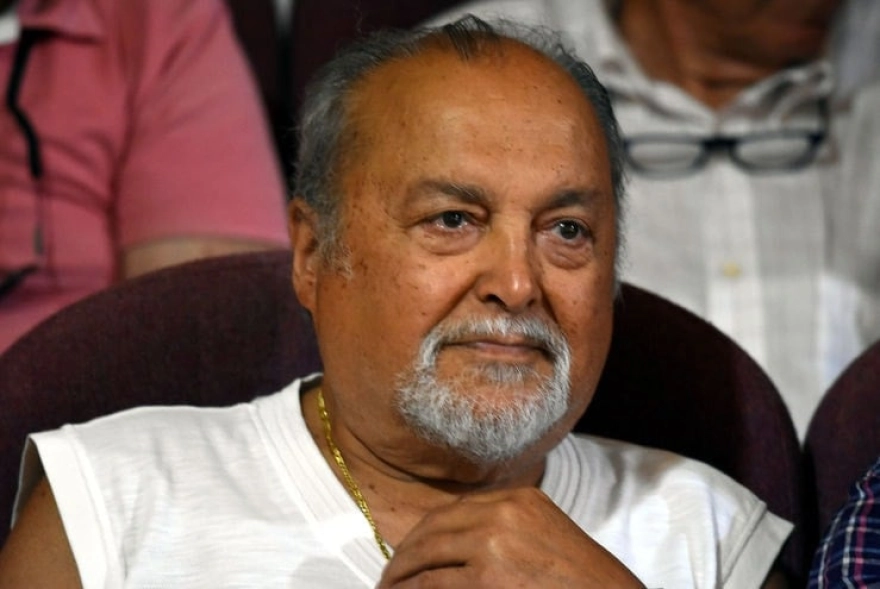 Pop müziğin efsanevi ismi yoğun bakıma alındı