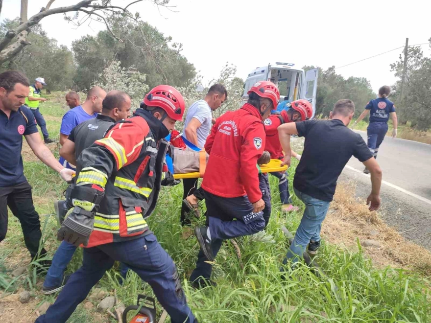 Havran’da sıkışmalı trafik kazası: Sürücü kurtarıldı