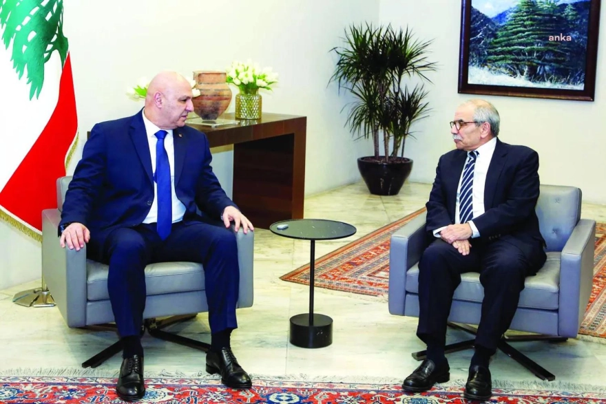 Lübnan hükümeti, devlet kontrolü dışındaki tüm silahların denetlenmesi için orduya bir plan hazırlama görevi verdi.