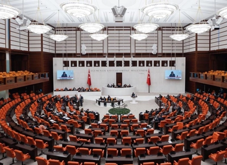 Saadet Partisi, Türkiye Büyük Millet Meclisi'ne olağanüstü toplantı çağrısında bulundu