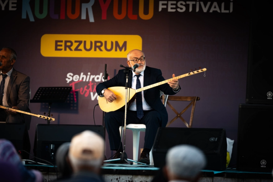 Erzurum Kültür Yolu Festivali, konser, söyleşi ve sanat etkinlikleriyle başladı.