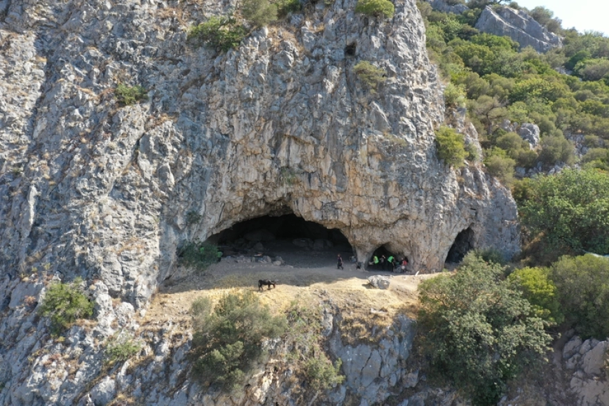 Arkeologlar, Andık Mağarası'nda tarih öncesi izleri araştırıyor