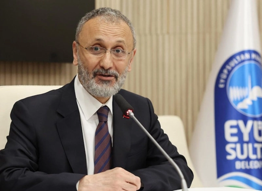 Eyüpsultan Belediye Başkanı Mithat Bülent Özmen, AKP'ye geçeceği iddialarını yanıtladı