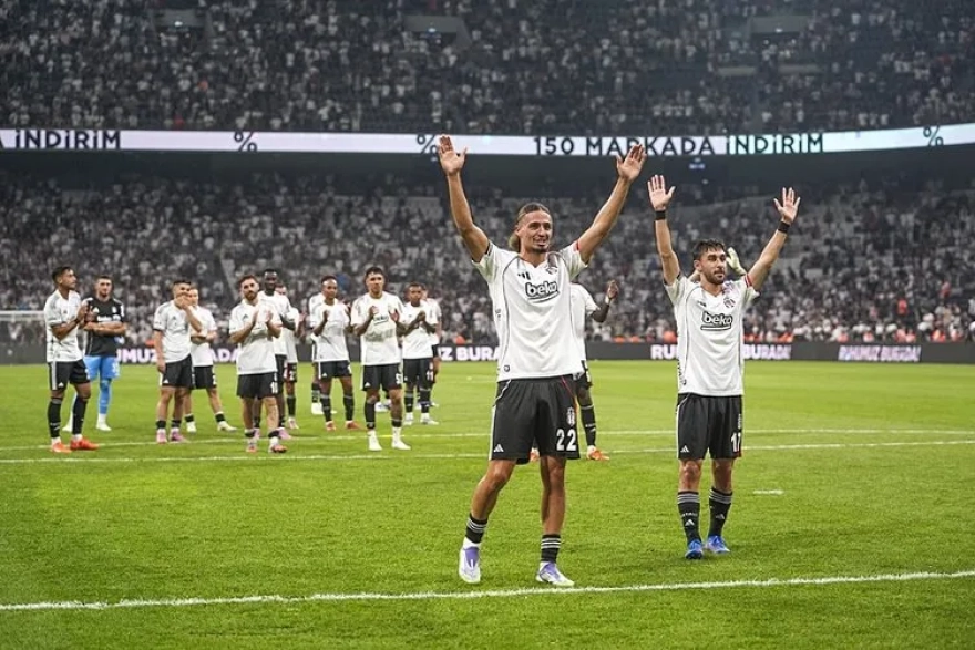 Jadon Sancho'nun kararı belli oldu, Beşiktaş'ın sunduğu teklif ortaya çıktı.