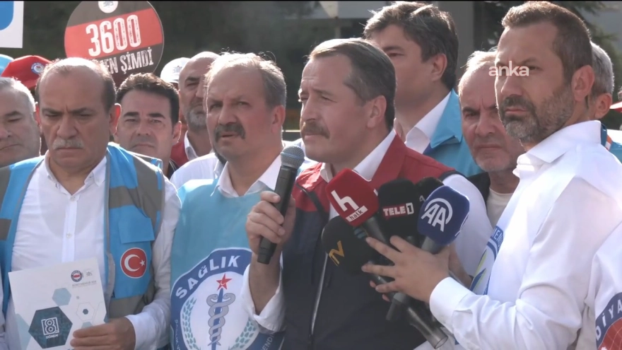 Memur-Sen Genel Başkanı Yalçın'dan iktidara çağrı: 'Bizi çıkmaza sürüklemeyin, hakem yolu göstermeyin'