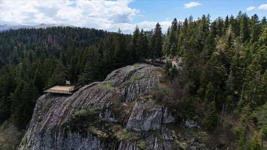 Ordu Çambaşı Yaylası'ndaki seyir terası turizme canlılık getirdi