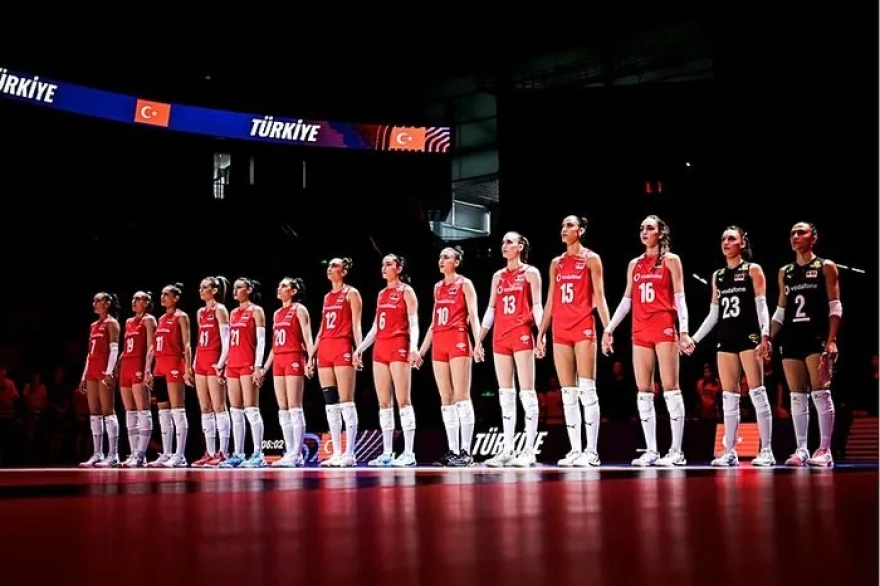 Kanada'yı yenen A Milli Kadın Voleybol Takımı, grubunu lider tamamladı.