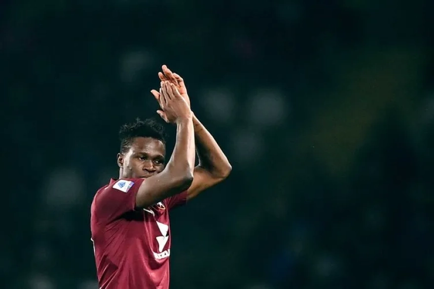 Galatasaray'ın yeni stoperi netleşti, sarı-kırmızılı takım rekor bir bonservis ödeyecek