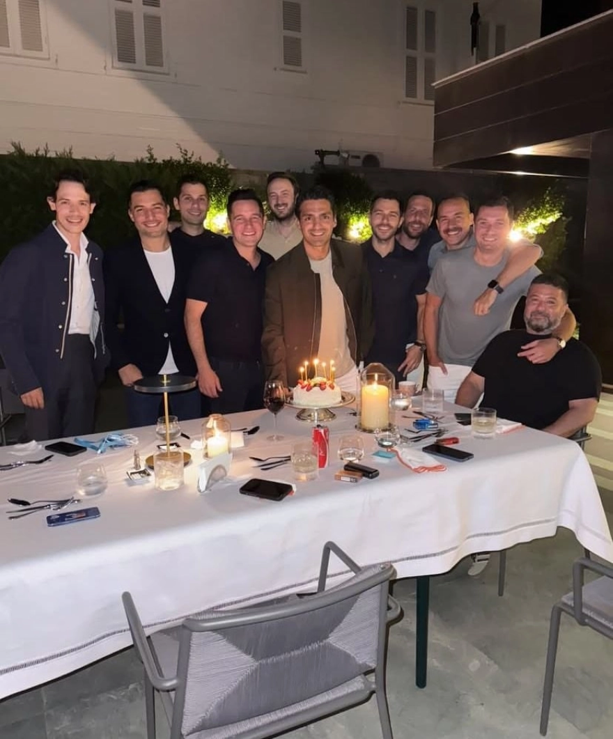 Aşkın bittiği yerde eğlence başladı