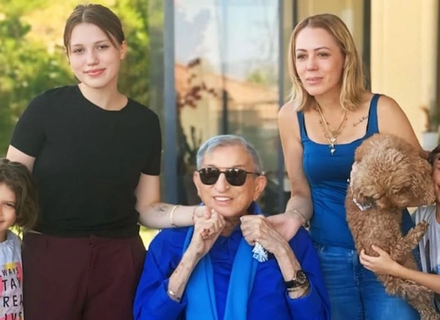 Usta Tiyatrocu Haldun Dormen, Ferdi Zeyrek'in Ailesini Ziyaret Etti