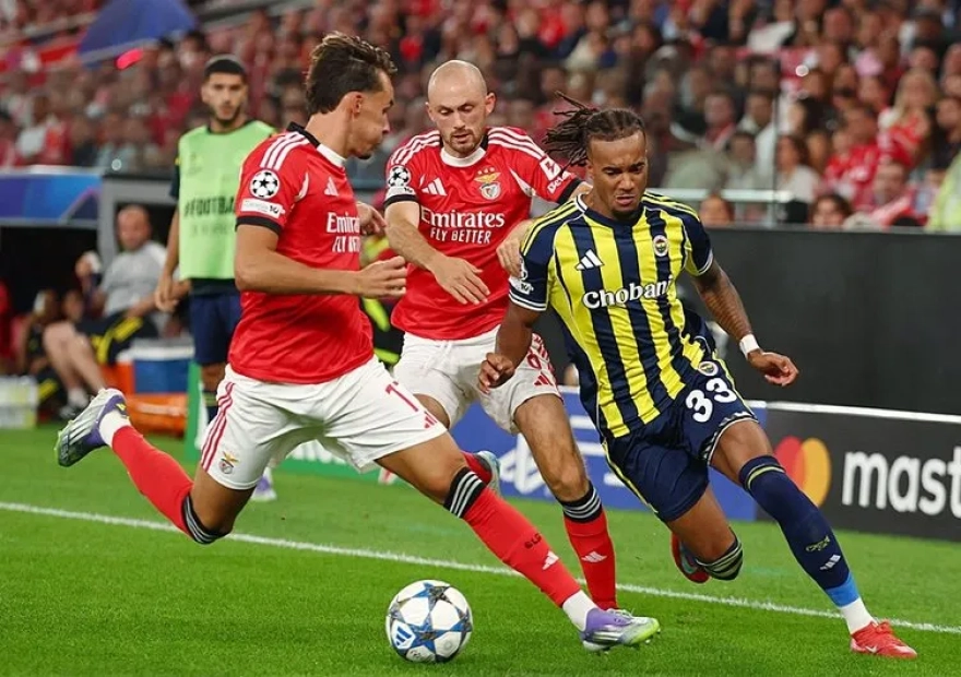 Kerem Aktürkoğlu, Benfica-Fenerbahçe maçının ardından dikkat çeken bir harekette bulundu.