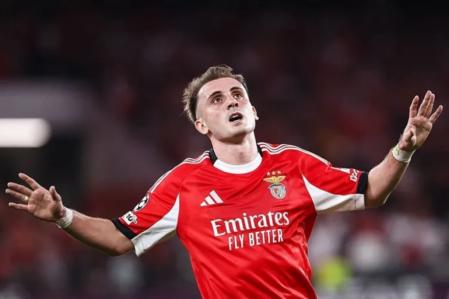 Kerem Aktürkoğlu, Benfica-Fenerbahçe maçının ardından dikkat çeken bir harekette bulundu.