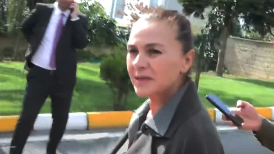 Demet Evgar'ın Evinden Alındığı Uyuşturucu Operasyonu Nedeniyle 'Bahar' Dizisinin Seti Durdu
