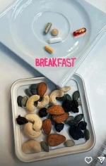 Çağla Şıkel, ailesiyle Bali'de tatilin keyfini çıkarıyor