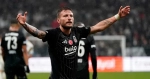 Beşiktaş'ta beklenen ayrılık gerçekleşiyor