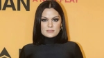 Ünlü şarkıcı Jessie J, meme kanseri ameliyatından sonra yeniden hastaneye kaldırıldı