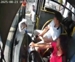 Kamera Görüntüleri, Halk Otobüsü Şoförüne Yönelik 'Neden Baktın?' Tehdidini Ortaya Çıkardı